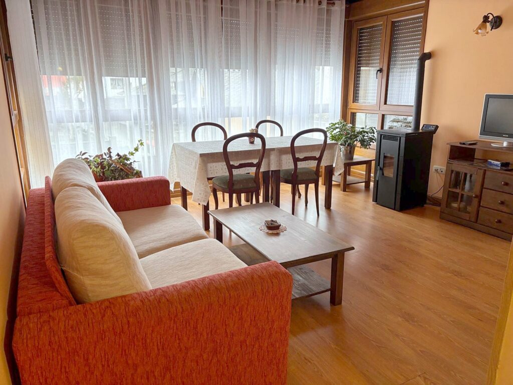 El Jardín: salón